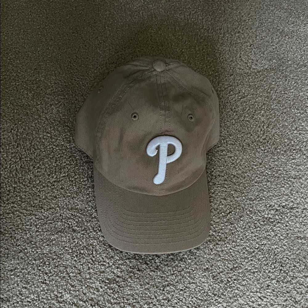 Beige Phillies Baseball Cap